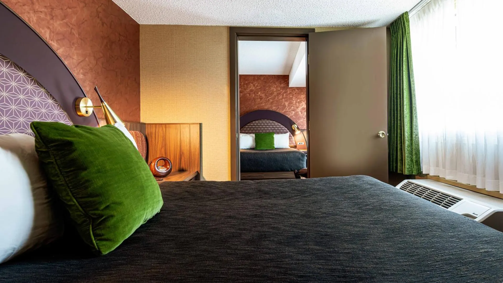 Hotel Zed Victoria 3*,  Canada