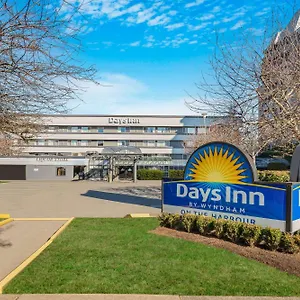 Hotel Days By Wyndham On The Harbour