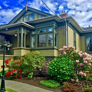 Robert Porter House **** Victoria